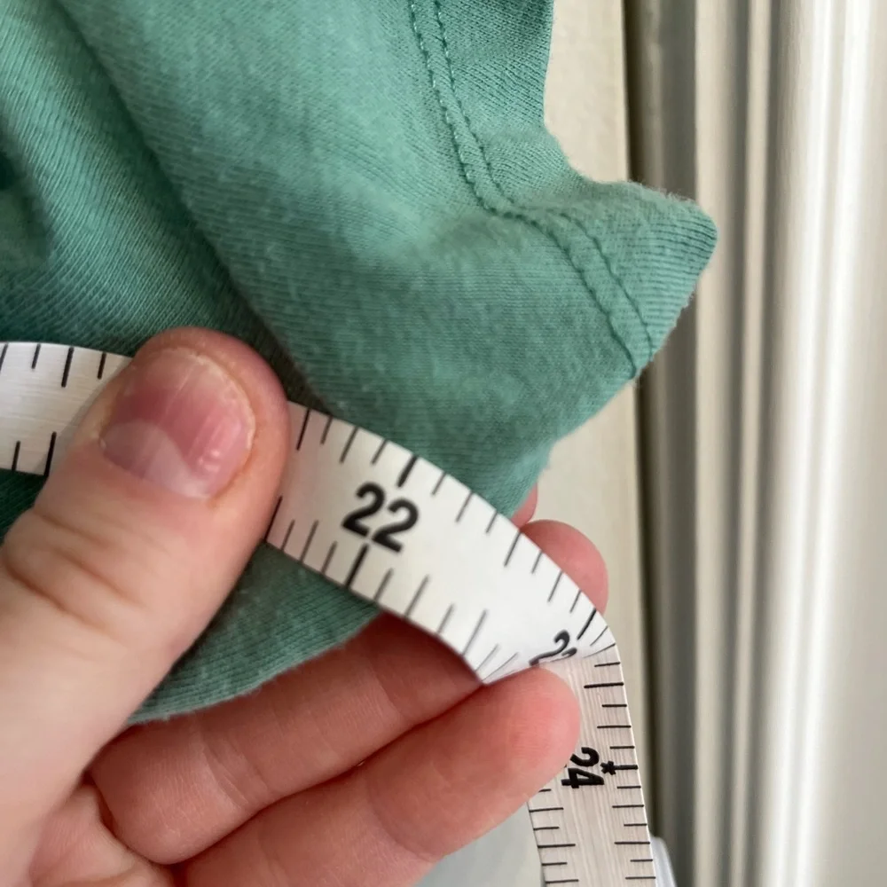 Disney Mickey and Friends Green Shirt - XXL - Picture 4 of 5